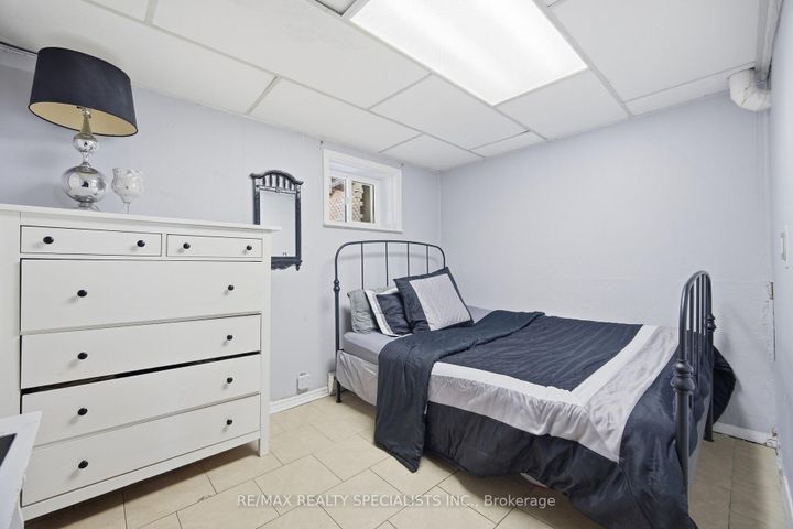 Photo 27 at 19 - 6780 Formentera Avenue, Meadowvale, Mississauga