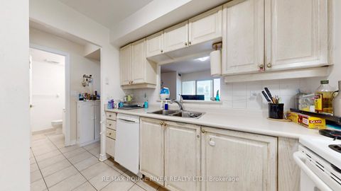 Photo 15 at 3230 - 68 Corporate Drive, Woburn, Toronto