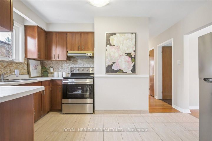 Photo 13 at 297 Driftwood Avenue, Black Creek, Toronto