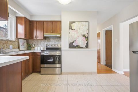 Photo 13 at 297 Driftwood Avenue, Black Creek, Toronto