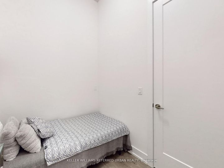 Photo 14 at 239 - 25 Adra Grado Way, Bayview Village, Toronto
