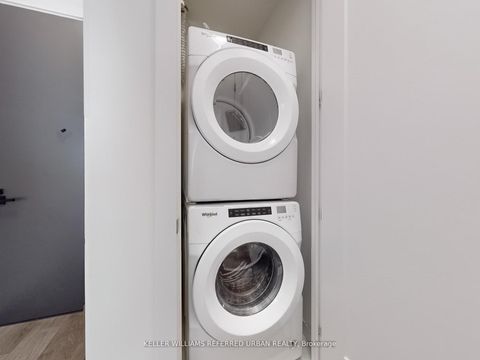 Photo 17 at 239 - 25 Adra Grado Way, Bayview Village, Toronto