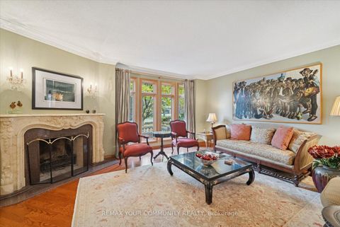 Photo 7 at 8 Old Park Lane, Bayview Hill, Richmond Hill