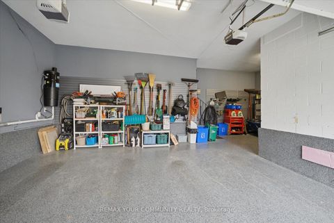 Photo 37 at 8 Old Park Lane, Bayview Hill, Richmond Hill