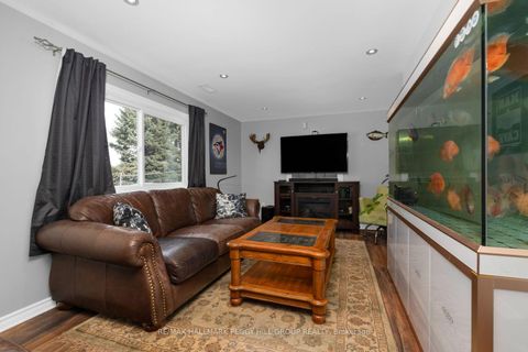 Photo 14 at 12 Peacock Lane, Allandale Heights, Barrie