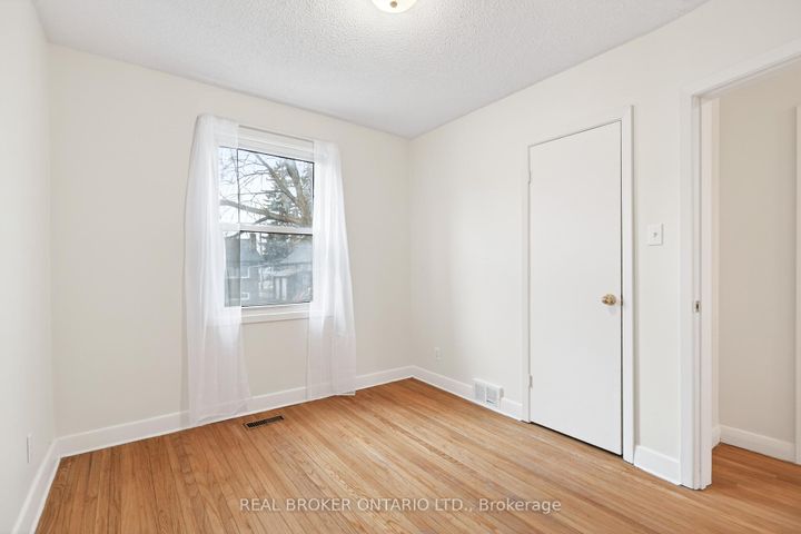 Photo 16 at 141 Ellesmere Road, Maryvale, Toronto