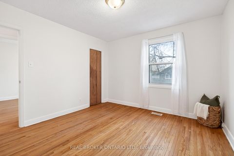 Photo 15 at 141 Ellesmere Road, Maryvale, Toronto