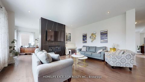 Photo 10 at 24 Limerick Street, Oak Ridges Lake Wilcox, Richmond Hill