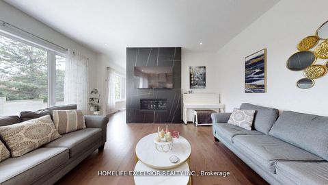 Photo 11 at 24 Limerick Street, Oak Ridges Lake Wilcox, Richmond Hill