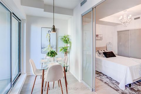 Photo 11 at 403 - 199 Richmond Street W, Waterfront Communities C1, Toronto