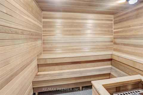 Photo 16 at 403 - 199 Richmond Street W, Waterfront Communities C1, Toronto