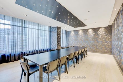 Photo 19 at 403 - 199 Richmond Street W, Waterfront Communities C1, Toronto