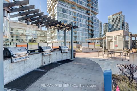 Photo 24 at 403 - 199 Richmond Street W, Waterfront Communities C1, Toronto