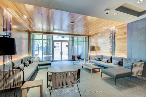 Photo 25 at 403 - 199 Richmond Street W, Waterfront Communities C1, Toronto