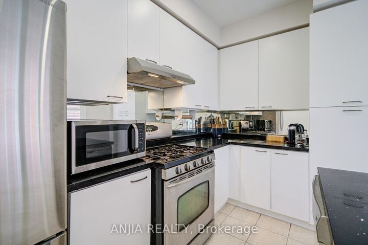 Photo 8 at 116 Emery Hill Boulevard, Berczy, Markham