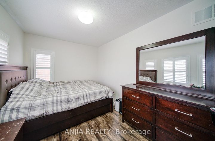 Photo 16 at 116 Emery Hill Boulevard, Berczy, Markham