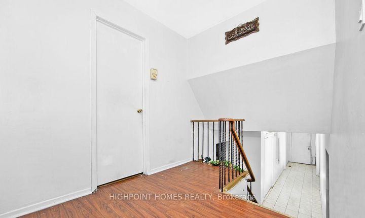 Photo 8 at 1870 Rosefield Road, Liverpool, Pickering