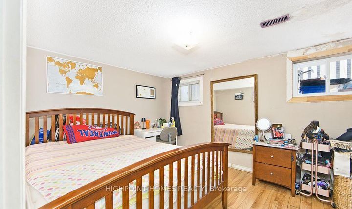 Photo 21 at 1870 Rosefield Road, Liverpool, Pickering