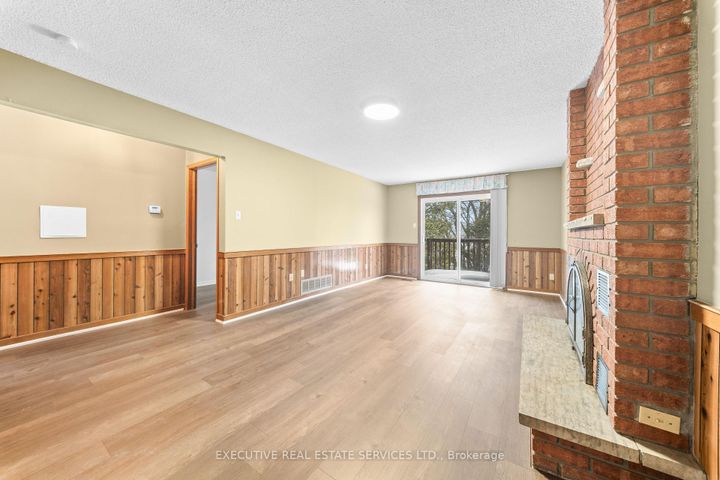 Photo 32 at 44 Lakecrest Trail, Heart Lake West, Brampton