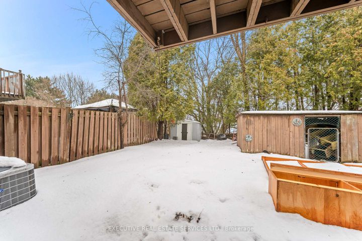 Photo 43 at 44 Lakecrest Trail, Heart Lake West, Brampton