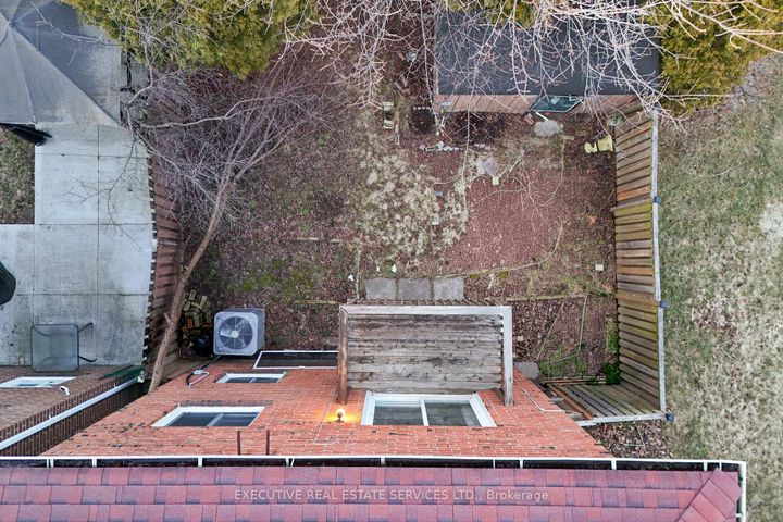 Photo 48 at 44 Lakecrest Trail, Heart Lake West, Brampton