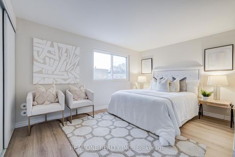 Photo 19 at 81 Elsa Vine Way, Bayview Village, Toronto