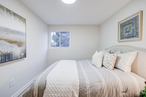 Photo 26 at 81 Elsa Vine Way, Bayview Village, Toronto