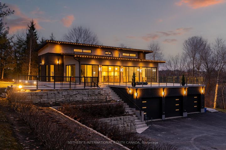 Photo 1 at 4599 Langstaff Road, East Woodbridge, Vaughan