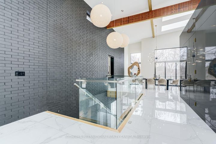 Photo 4 at 4599 Langstaff Road, East Woodbridge, Vaughan