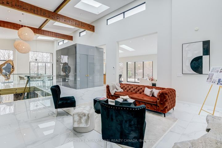 Photo 6 at 4599 Langstaff Road, East Woodbridge, Vaughan