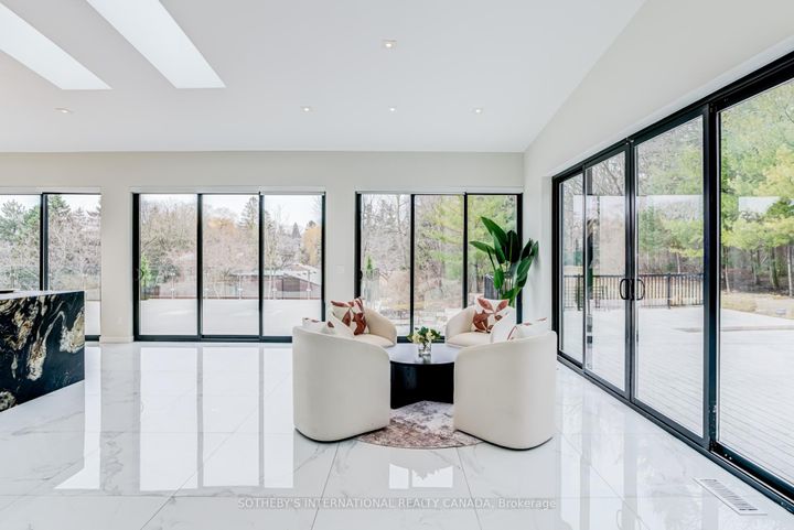 Photo 7 at 4599 Langstaff Road, East Woodbridge, Vaughan