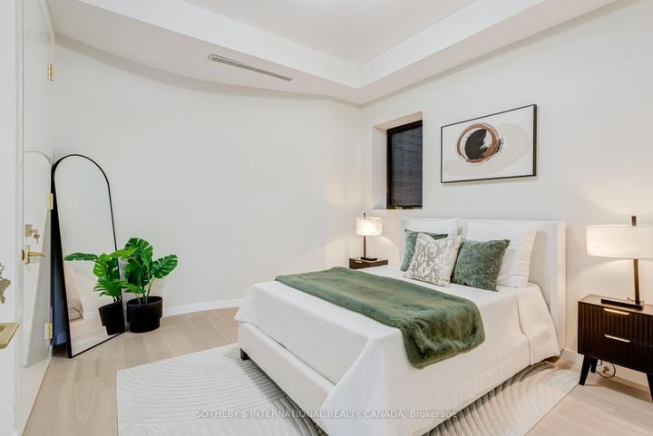 Photo 25 at 4599 Langstaff Road, East Woodbridge, Vaughan