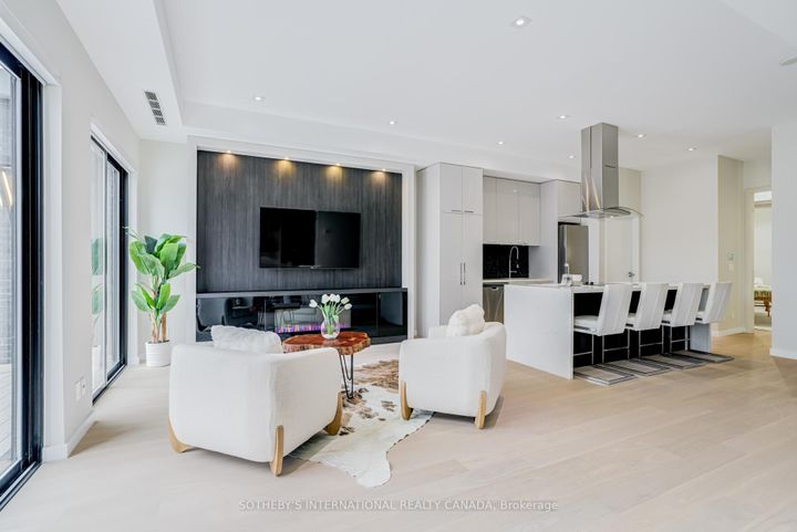 Photo 29 at 4599 Langstaff Road, East Woodbridge, Vaughan