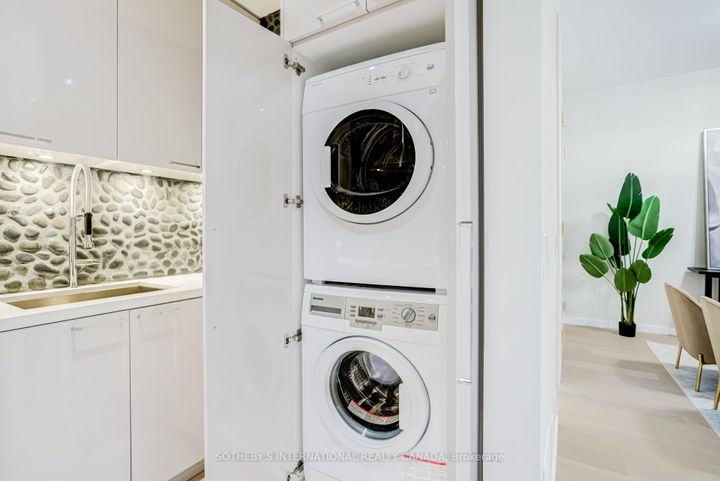 Photo 38 at 4599 Langstaff Road, East Woodbridge, Vaughan