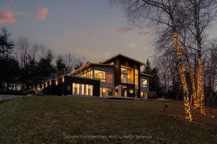 Photo 48 at 4599 Langstaff Road, East Woodbridge, Vaughan