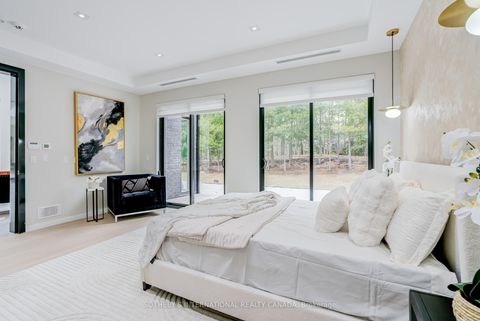 Photo 19 at 4599 Langstaff Road, East Woodbridge, Vaughan