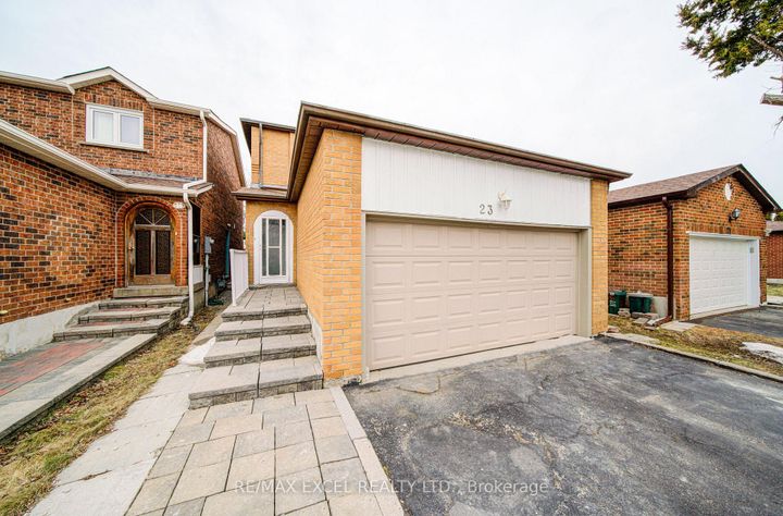 Photo 2 at 23 Tangmere Crescent, Milliken Mills East, Markham