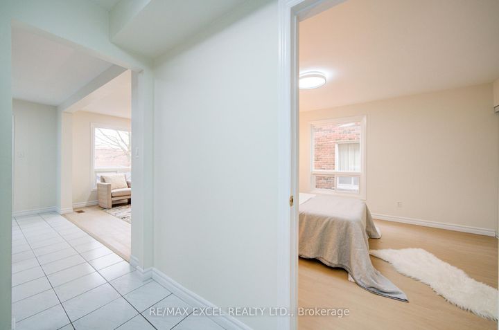 Photo 6 at 23 Tangmere Crescent, Milliken Mills East, Markham