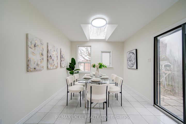 Photo 20 at 23 Tangmere Crescent, Milliken Mills East, Markham