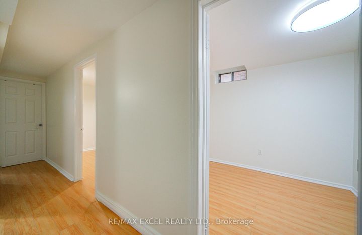 Photo 36 at 23 Tangmere Crescent, Milliken Mills East, Markham