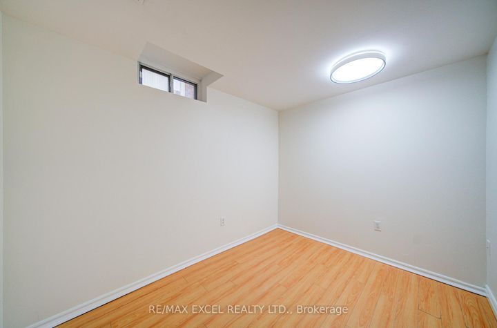 Photo 39 at 23 Tangmere Crescent, Milliken Mills East, Markham