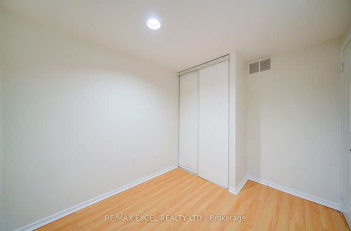 Photo 41 at 23 Tangmere Crescent, Milliken Mills East, Markham