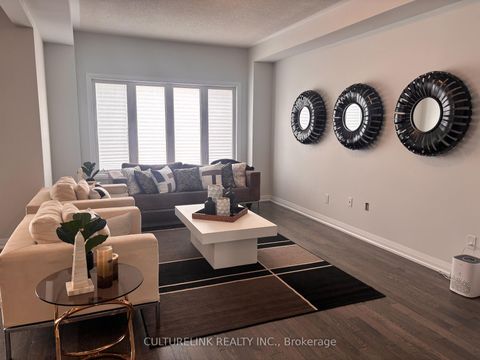 Photo 5 at 1426 Stovell Crescent, Lefroy, Innisfil