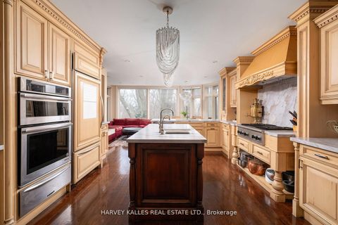 Photo 5 at 7 Ridgewood Road, Forest Hill South, Toronto