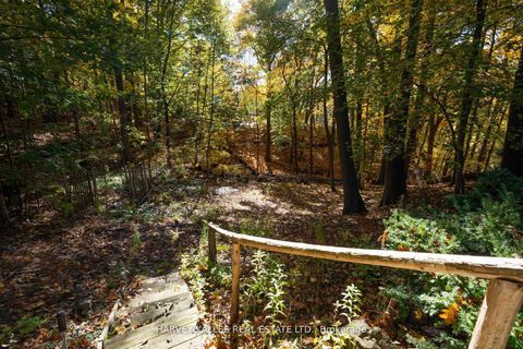 Photo 27 at 7 Ridgewood Road, Forest Hill South, Toronto