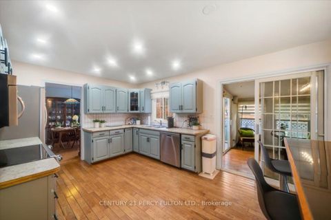 Photo 6 at 5 Durham Street, Bowmanville, Clarington