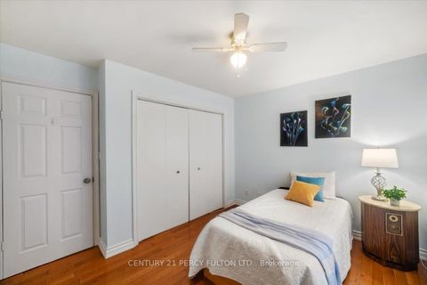 Photo 19 at 5 Durham Street, Bowmanville, Clarington