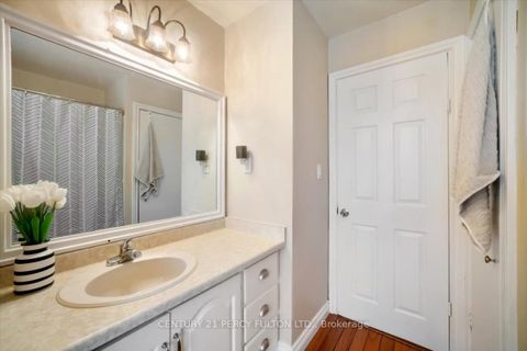 Photo 20 at 5 Durham Street, Bowmanville, Clarington