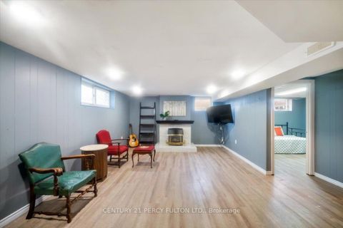 Photo 23 at 5 Durham Street, Bowmanville, Clarington