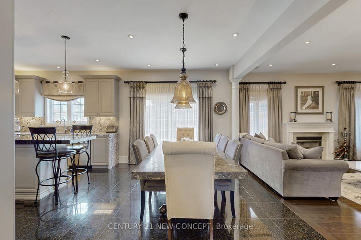 Photo 14 at 21 Adriatic Crescent, Vales of Castlemore North, Brampton